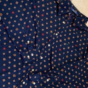 (SOLD) VTG Tommy Hilfiger Button Down